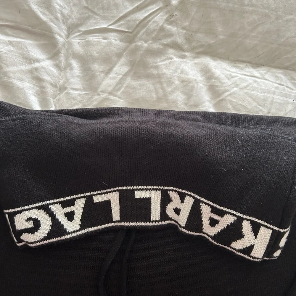 Black sweater with White Stripes - Picture 6 of 8